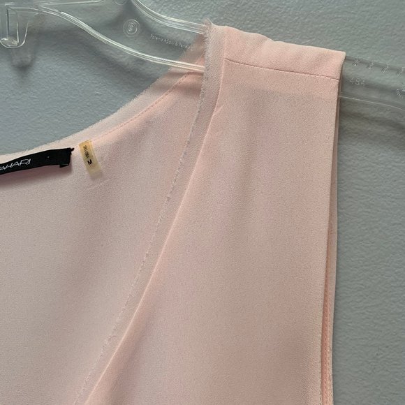 Elegant Tahari Blouse - Picture 5 of 6